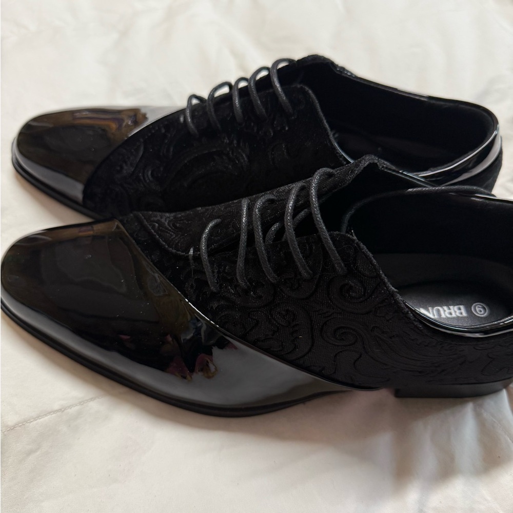 Elegant Black Men's Oxford Shoes